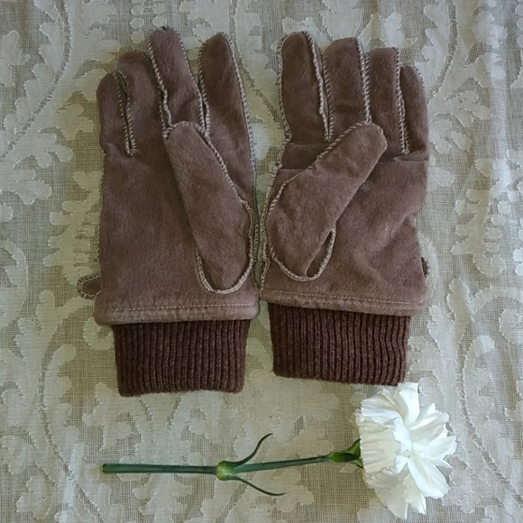 NWOT Suede Gloves - Picture 2 of 2